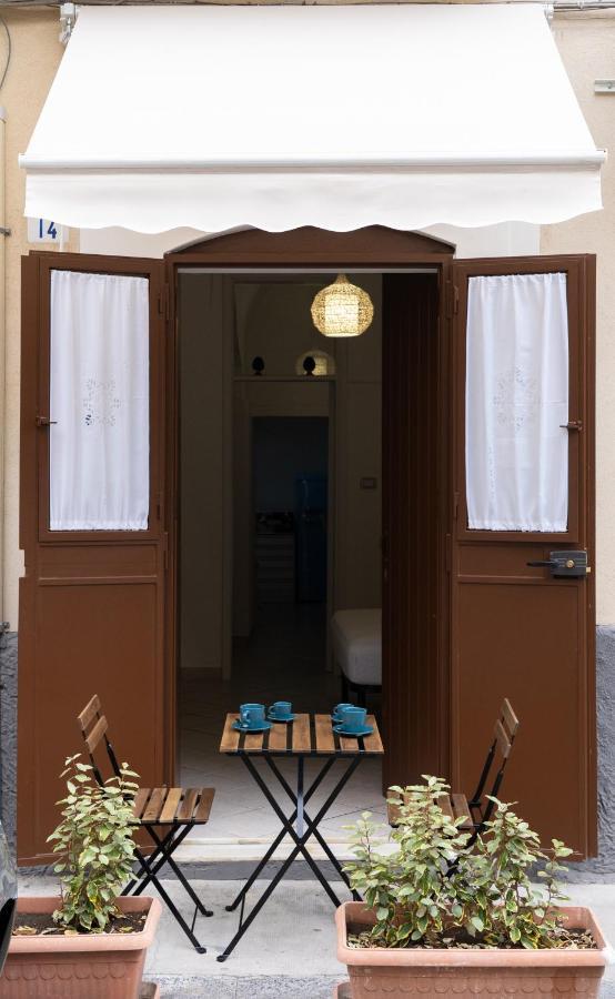 Antico Cortile Siciliano Catânia Exterior foto
